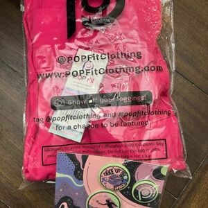 POP Fit Vivid Pink Activewear